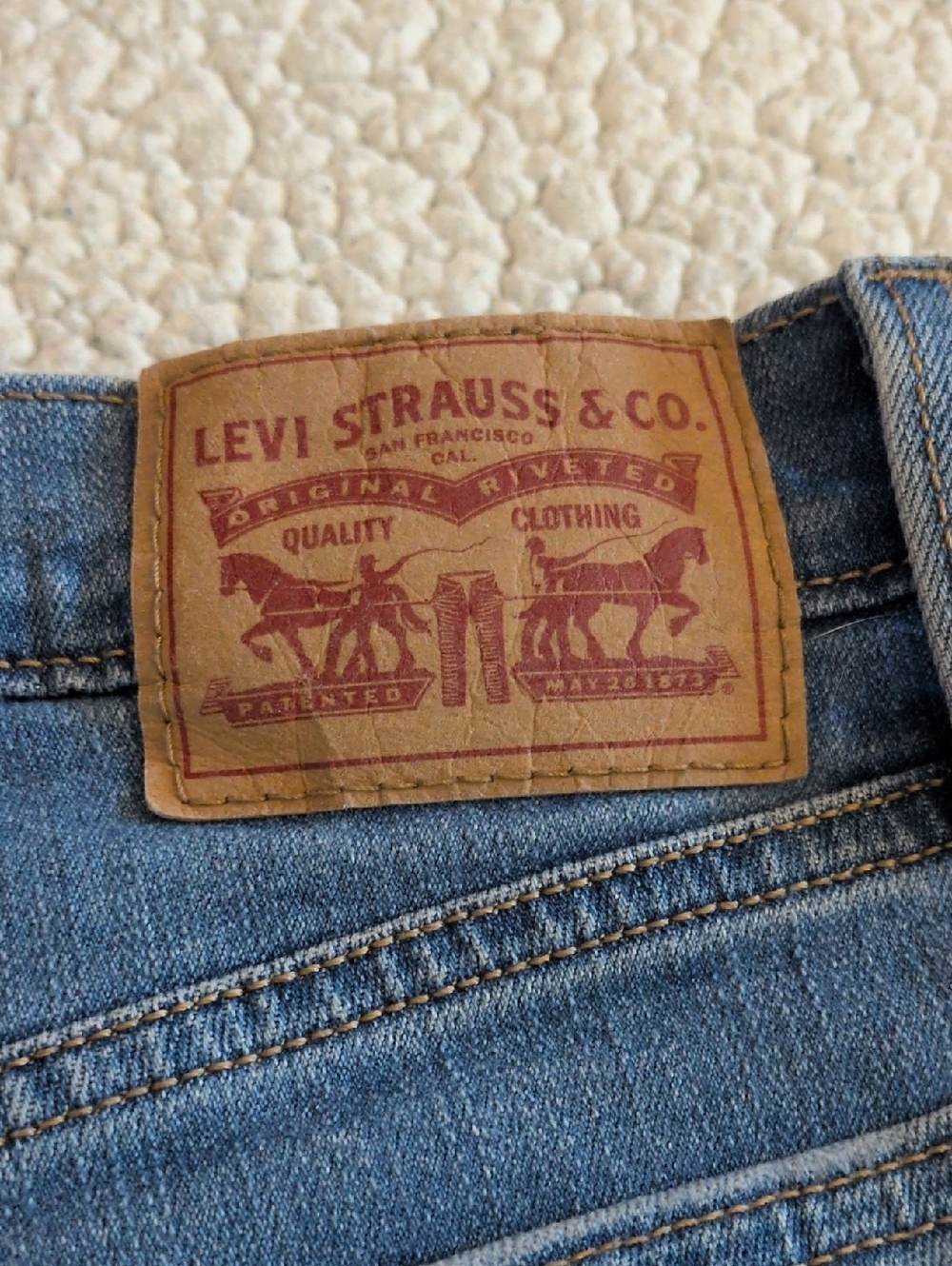 Levi's 165 Distressed Destroyed Highrise Denim Jean Shorts Retro Red Tab Cotton - Picture 4 of 6